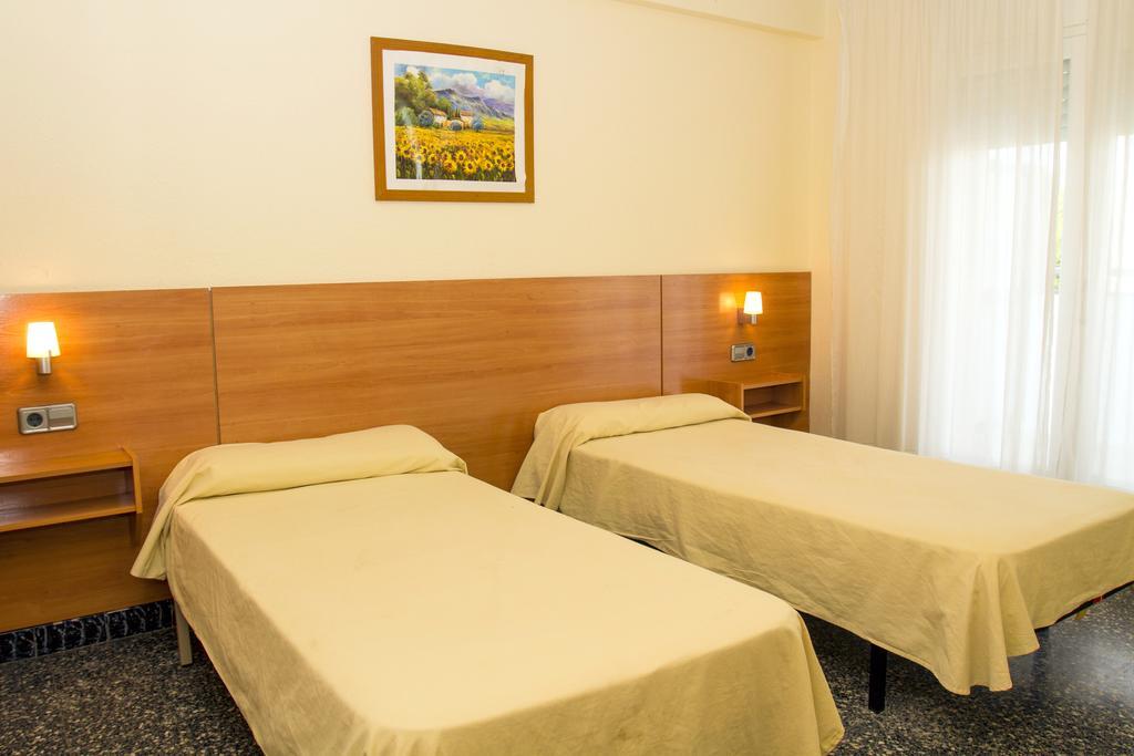 Goya Apartments Салоу Екстериор снимка