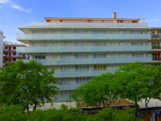 Goya Apartments Салоу Екстериор снимка